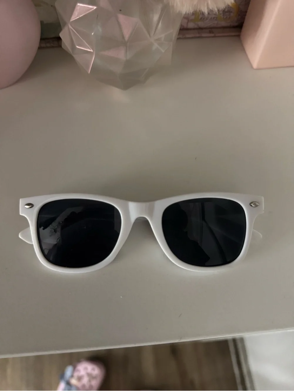Pink and White Wayfarer Sunglasses with Dark Lenses